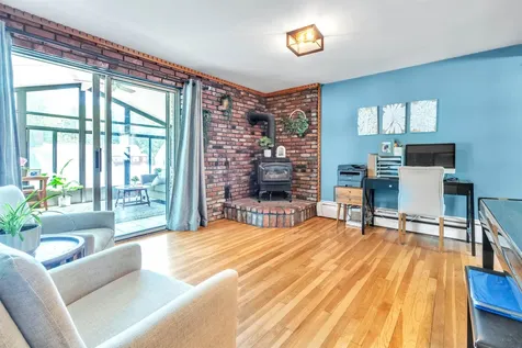 47 Holt Avenue Manchester NH 03109