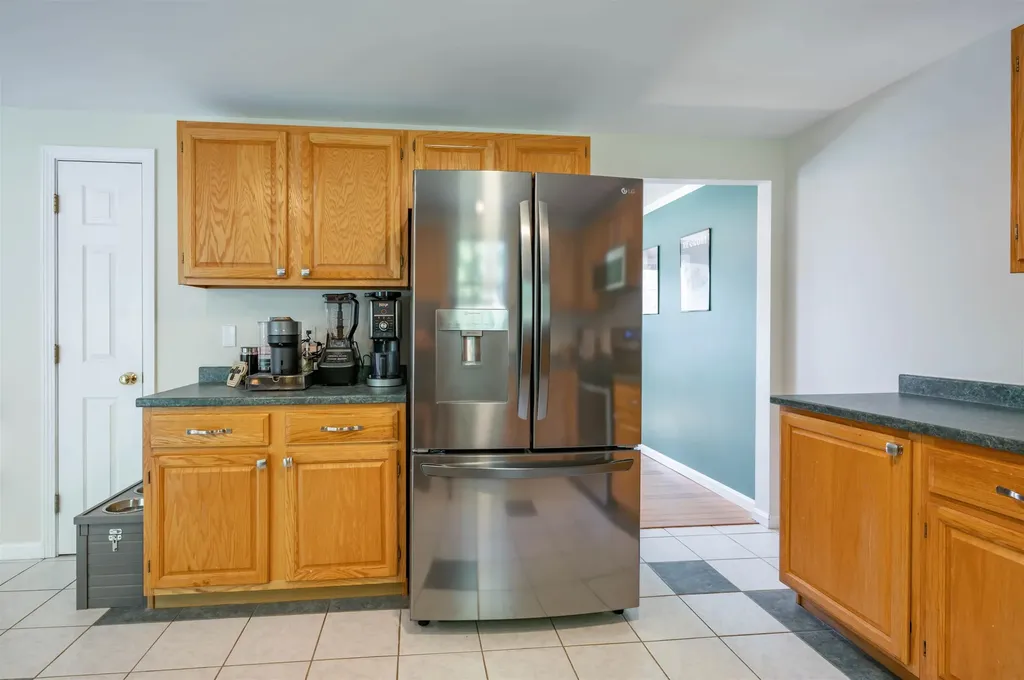 335 Wellington Hill Road Manchester NH 03104