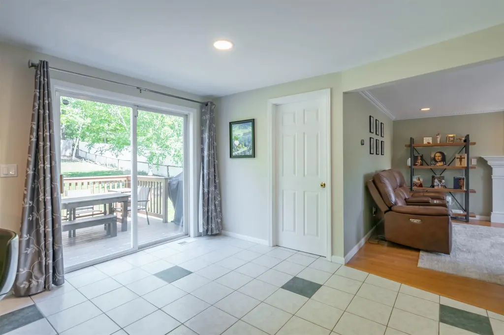 335 Wellington Hill Road Manchester NH 03104