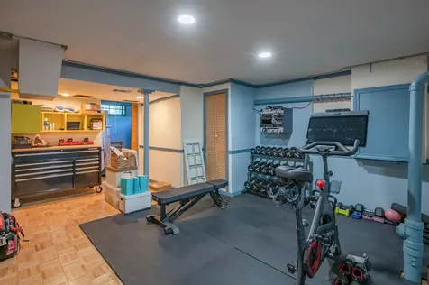 335 Wellington Hill Road Manchester NH 03104