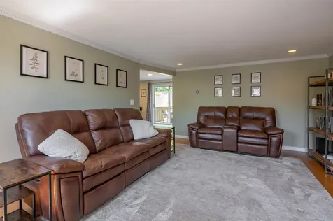 335 Wellington Hill Road Manchester NH 03104