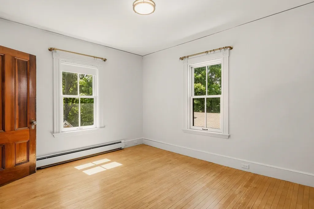 22 Cottage Street Portsmouth NH 03801