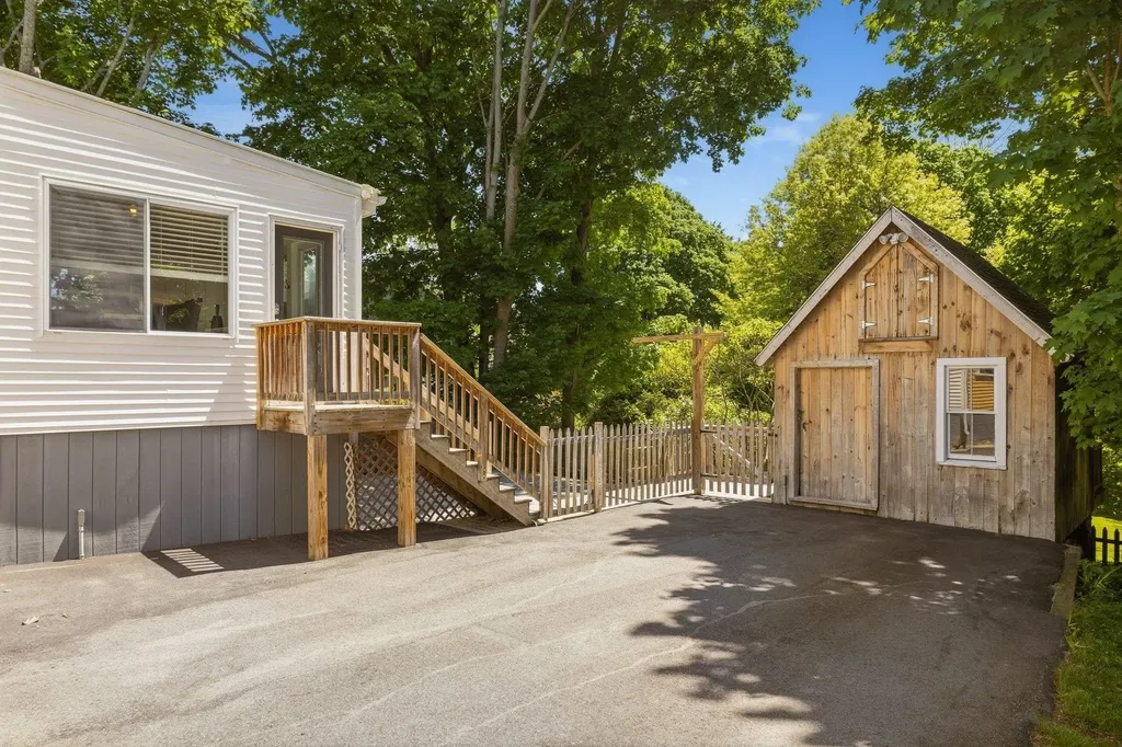 22 Cottage Street Portsmouth NH 03801