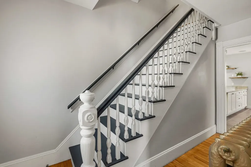 22 Cottage Street Portsmouth NH 03801