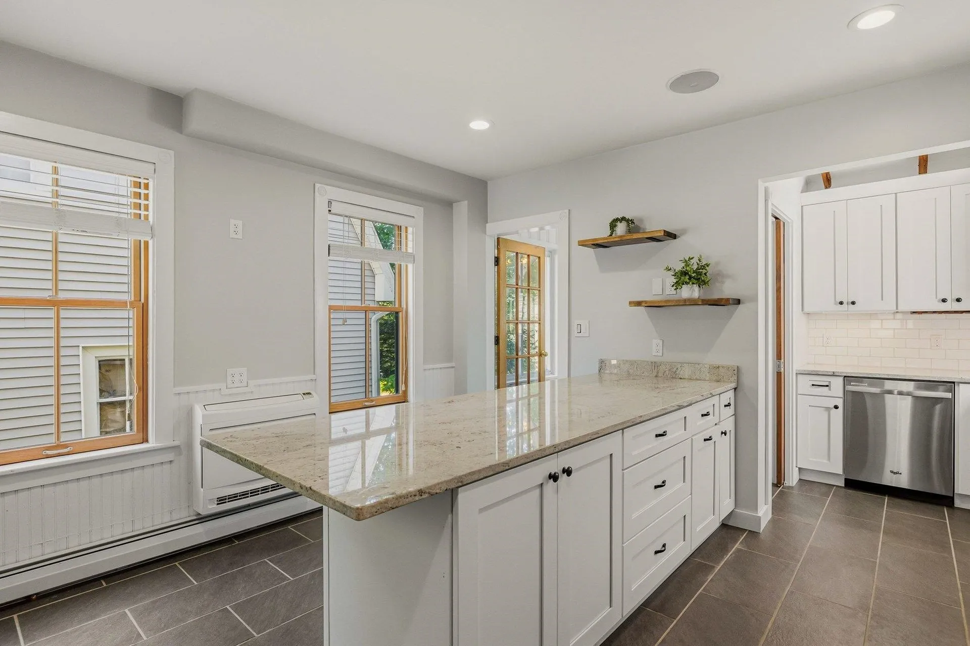22 Cottage Street Portsmouth NH 03801