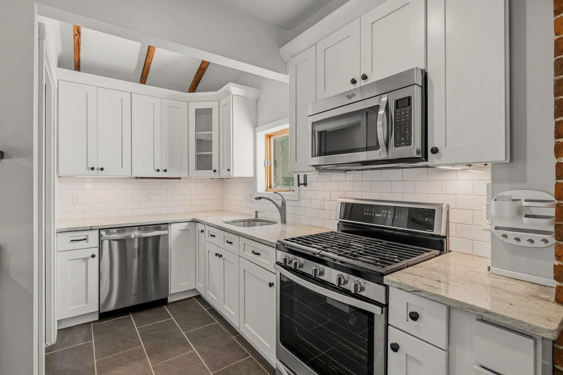 22 Cottage Street Portsmouth NH 03801