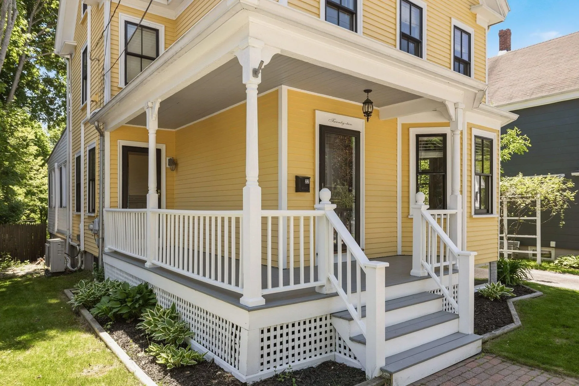 22 Cottage Street Portsmouth NH 03801
