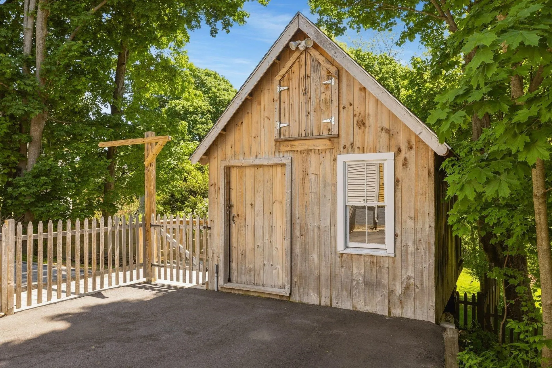 22 Cottage Street Portsmouth NH 03801