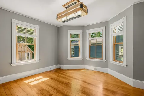 22 Cottage Street Portsmouth NH 03801