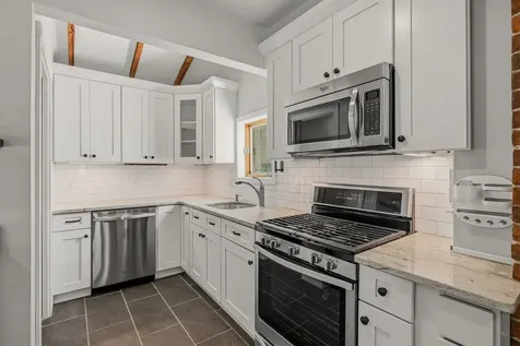 22 Cottage Street Portsmouth NH 03801