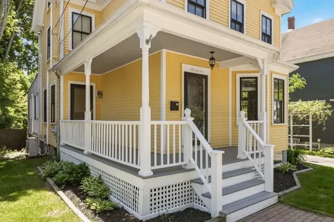 22 Cottage Street Portsmouth NH 03801