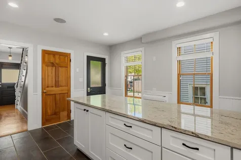 22 Cottage Street Portsmouth NH 03801