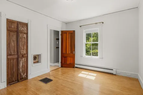 22 Cottage Street Portsmouth NH 03801