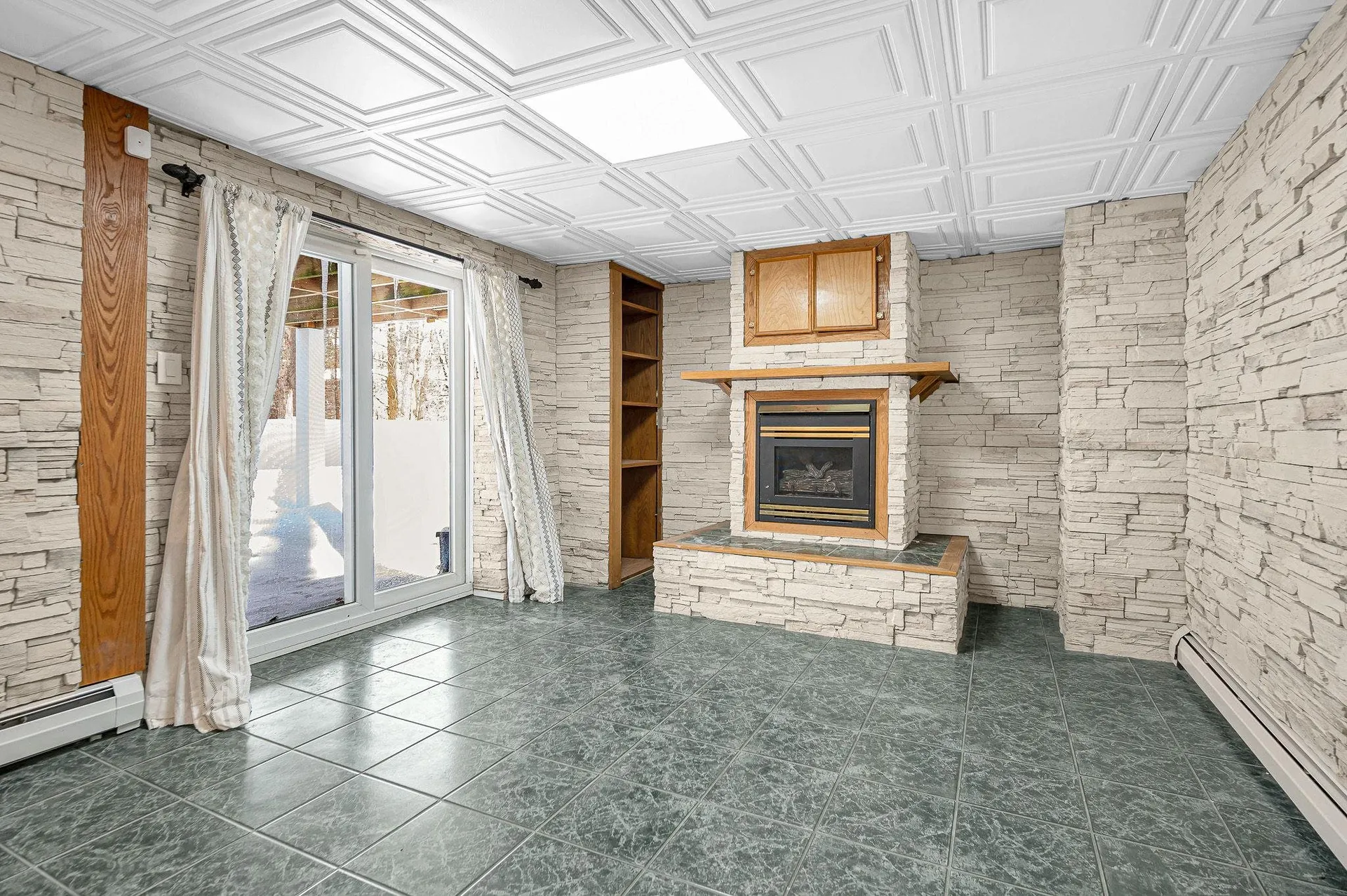 17 Pine Cone Drive Seabrook NH 03874