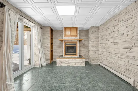 17 Pine Cone Drive Seabrook NH 03874