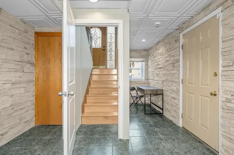 17 Pine Cone Drive Seabrook NH 03874