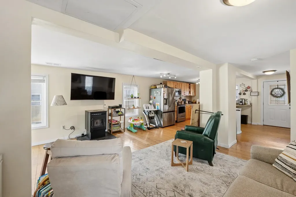 10 River Street Gorham NH 03581