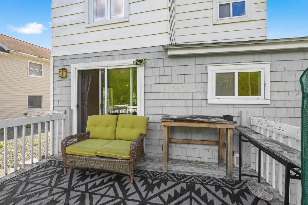 10 River Street Gorham NH 03581