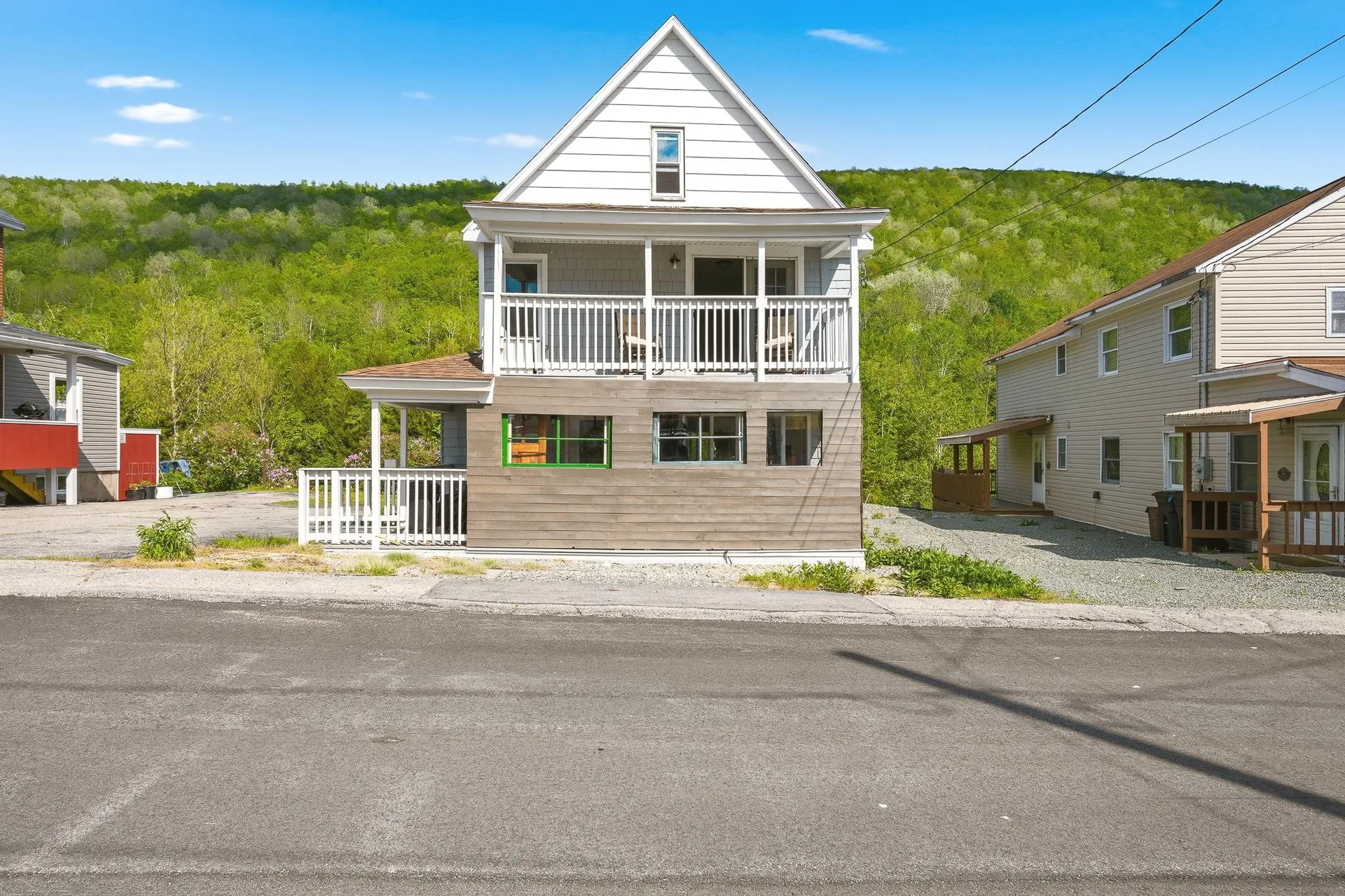 10 River Street Gorham NH 03581