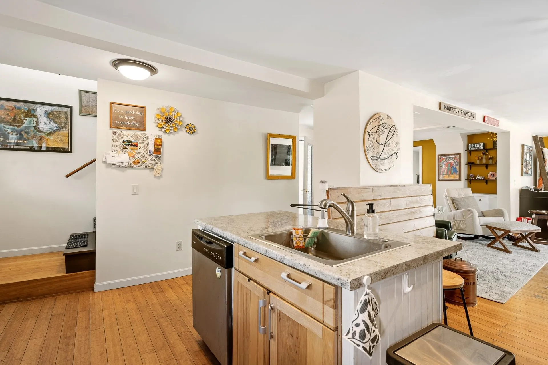 10 River Street Gorham NH 03581