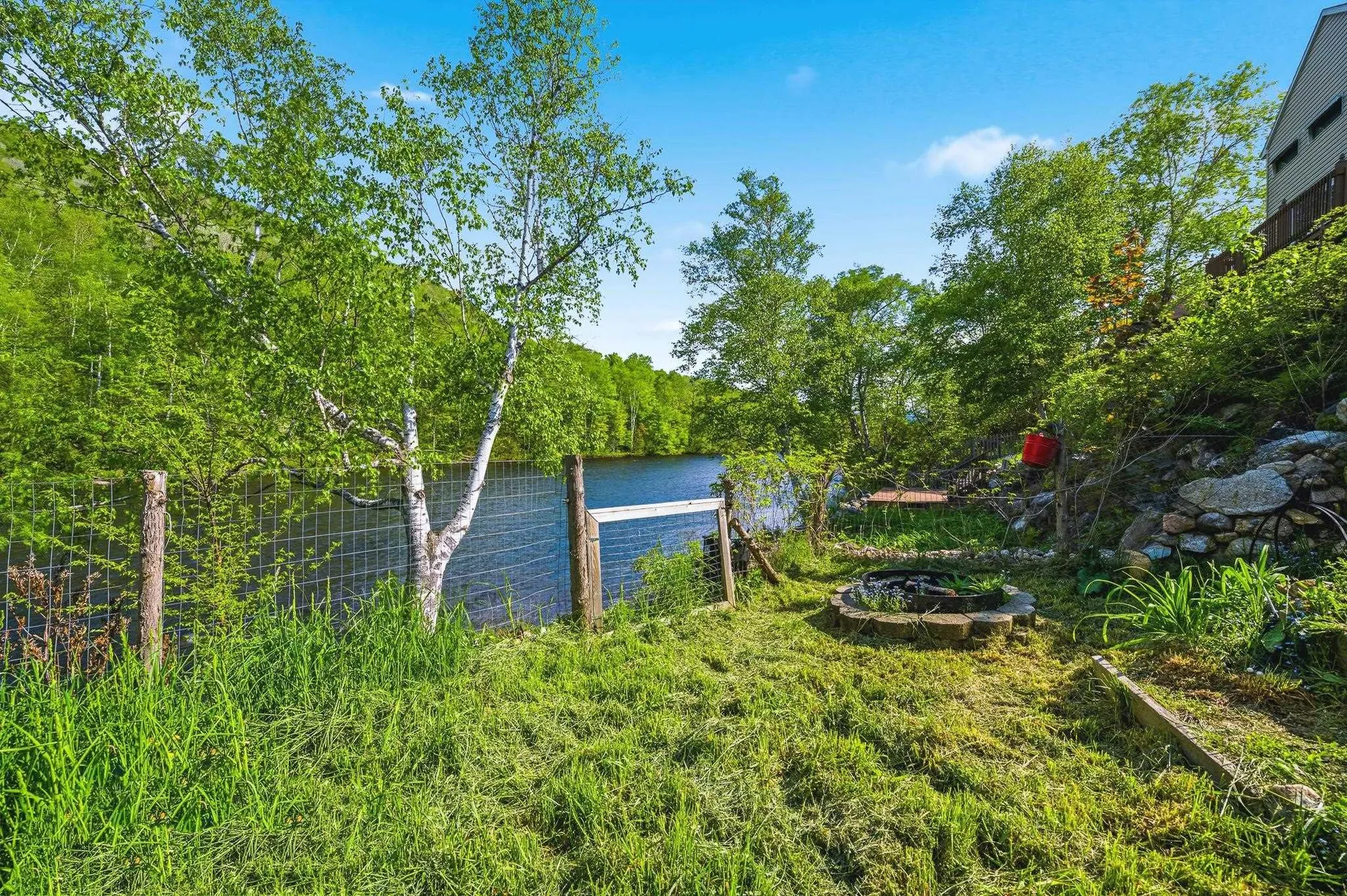 10 River Street Gorham NH 03581