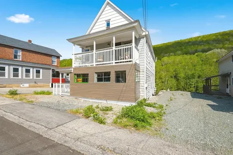 10 River Street Gorham NH 03581