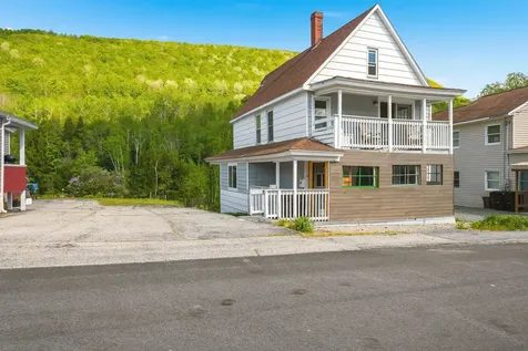 10 River Street Gorham NH 03581
