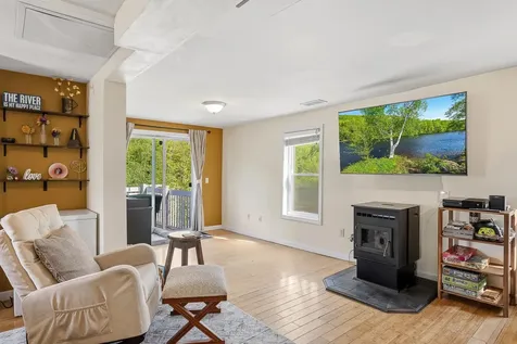10 River Street Gorham NH 03581