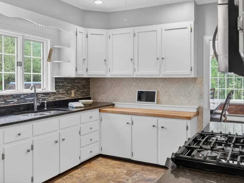 1376 Wes White Hill Richmond VT 05477