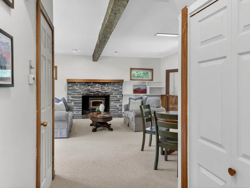 1376 Wes White Hill Richmond VT 05477
