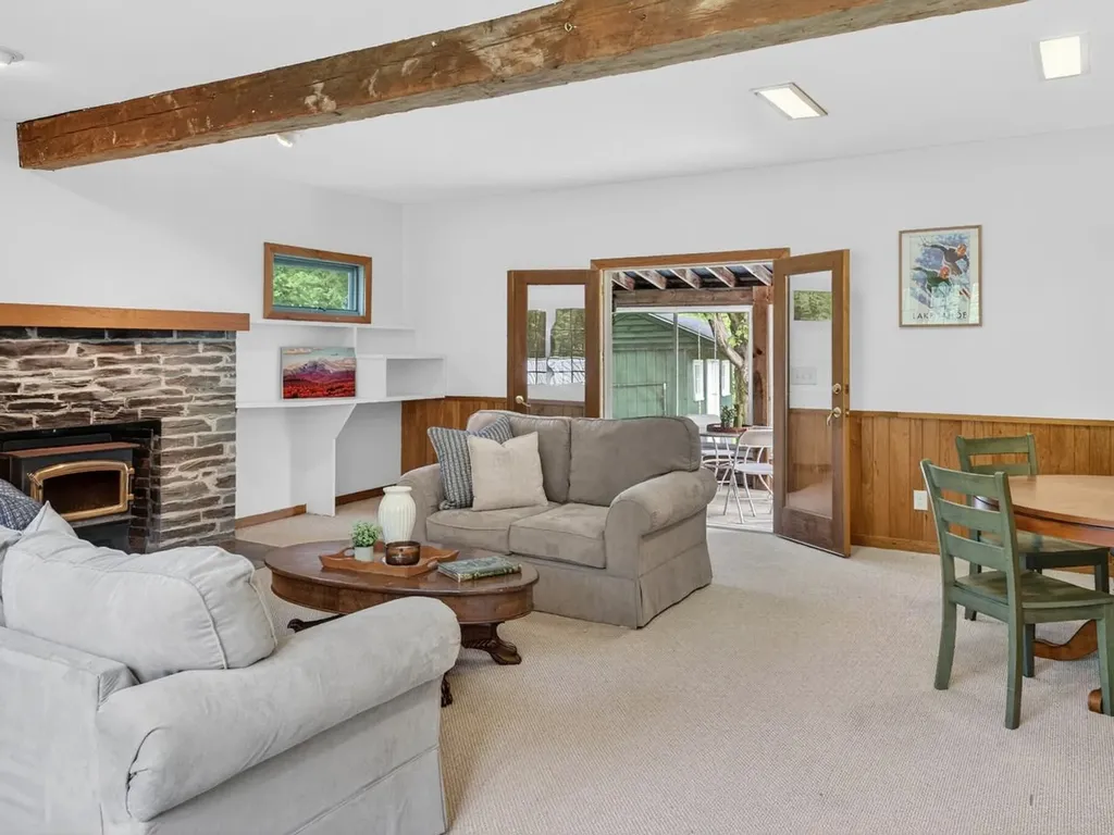 1376 Wes White Hill Richmond VT 05477