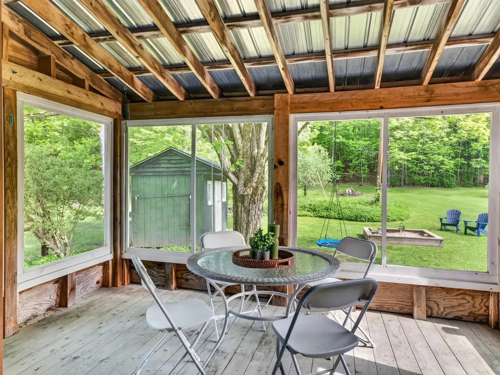 1376 Wes White Hill Richmond VT 05477