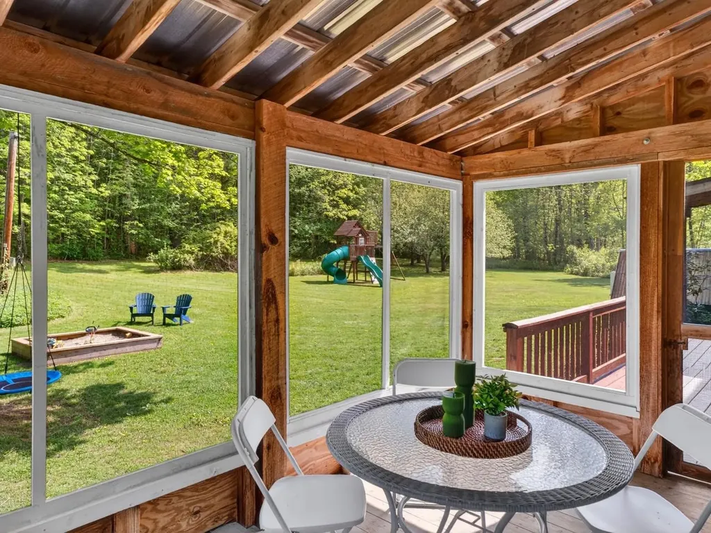 1376 Wes White Hill Richmond VT 05477