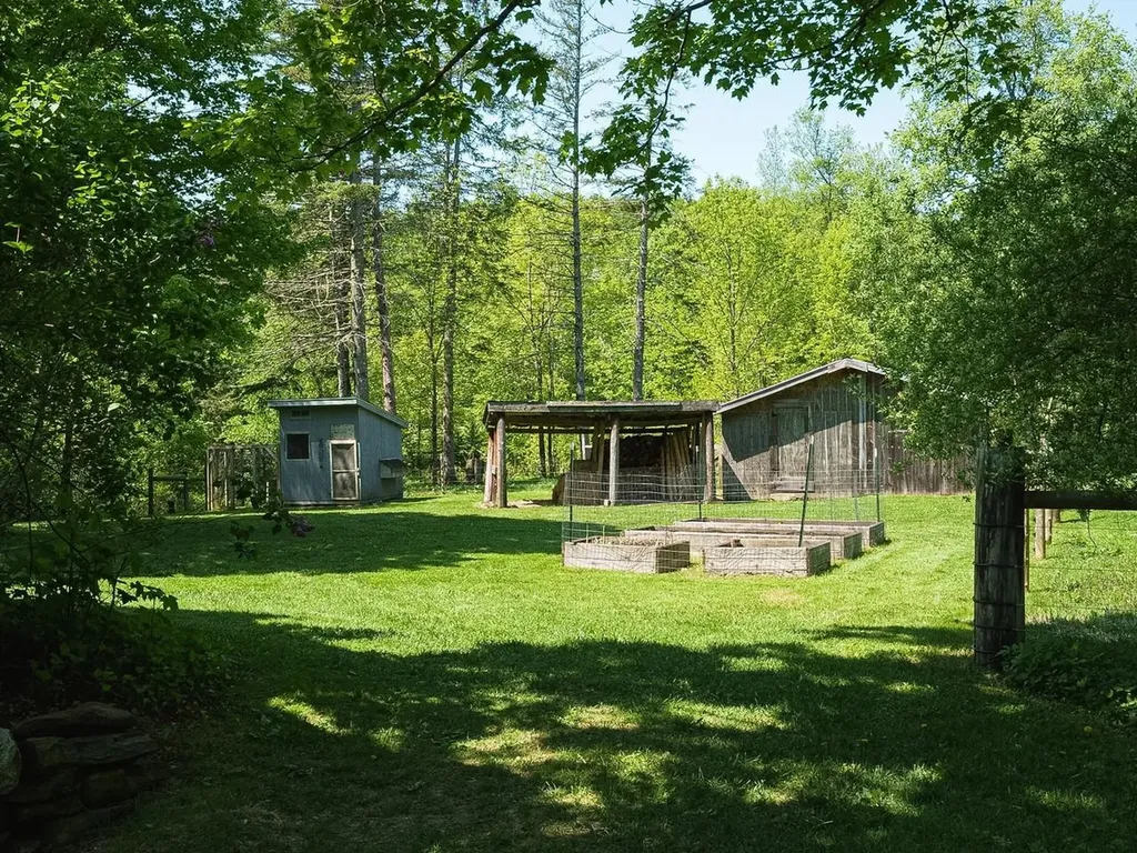 1376 Wes White Hill Richmond VT 05477