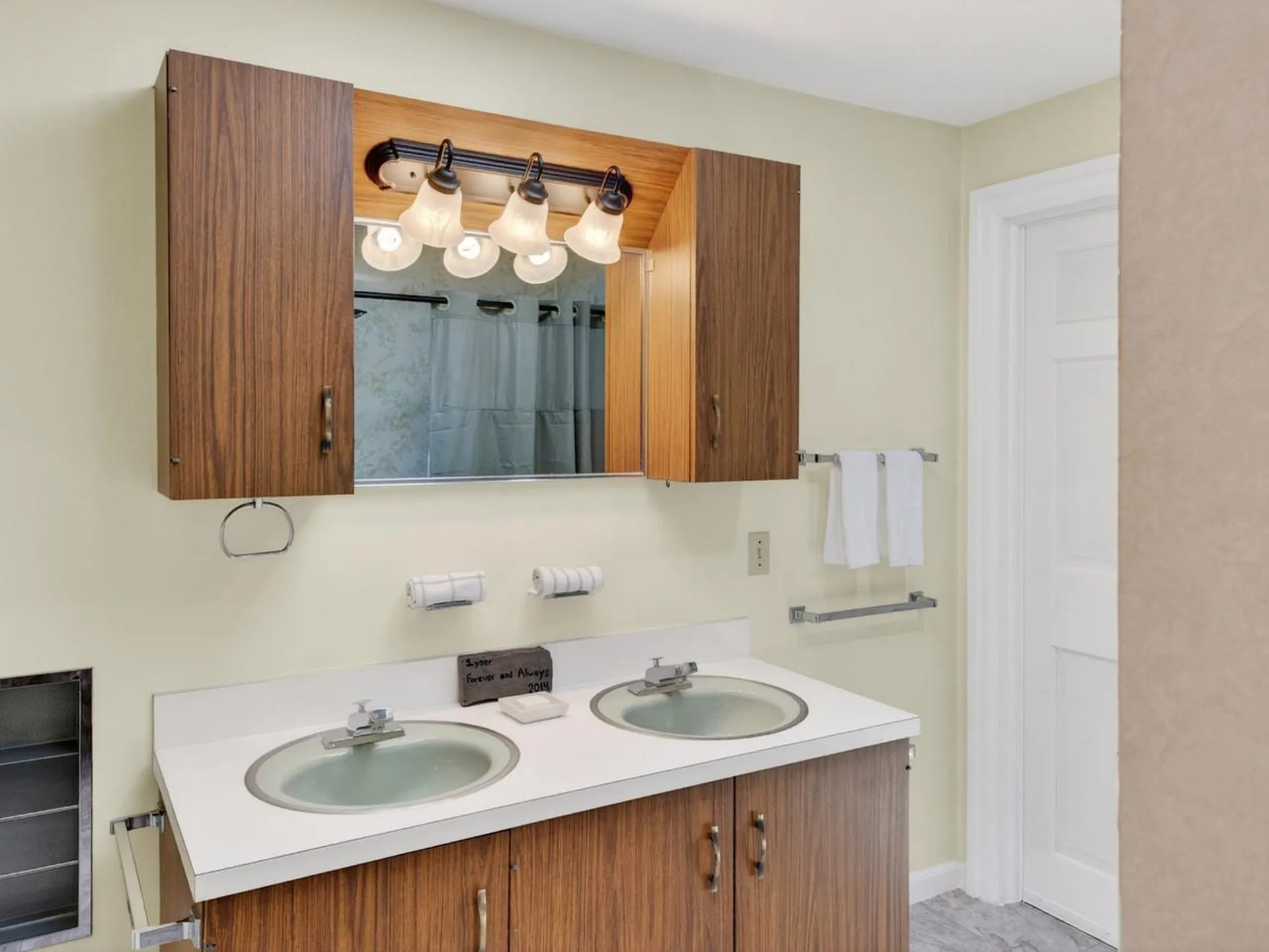 1376 Wes White Hill Richmond VT 05477