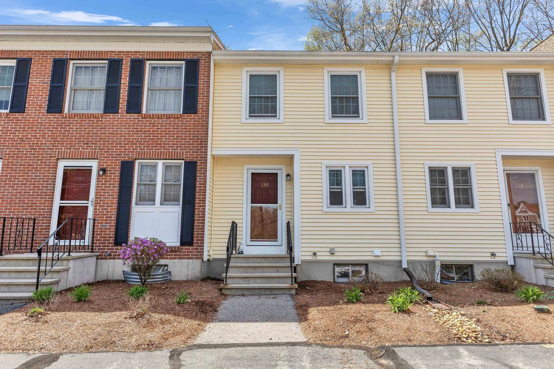 136 Fox Hollow Way Manchester NH 03104