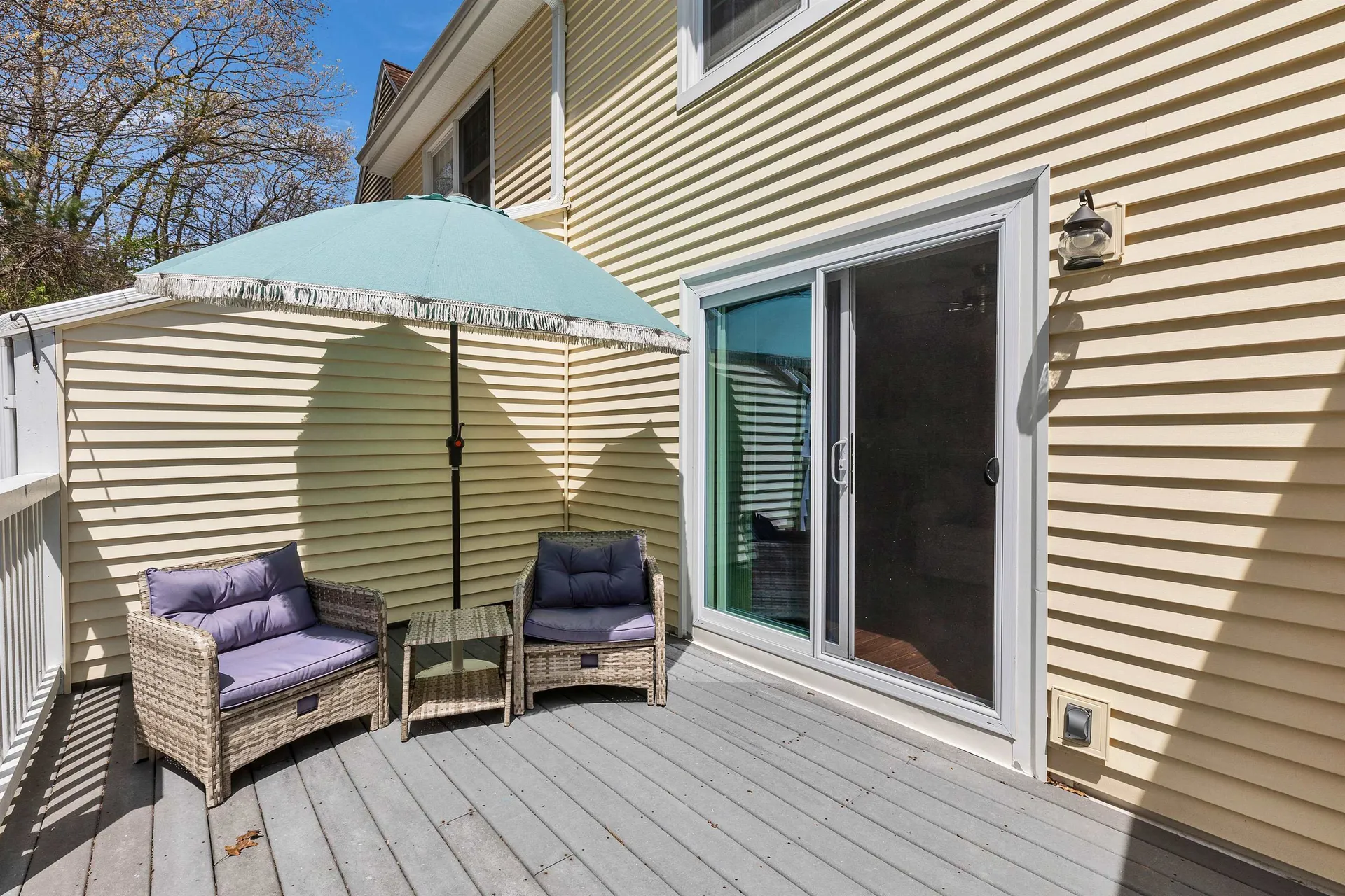 136 Fox Hollow Way Manchester NH 03104