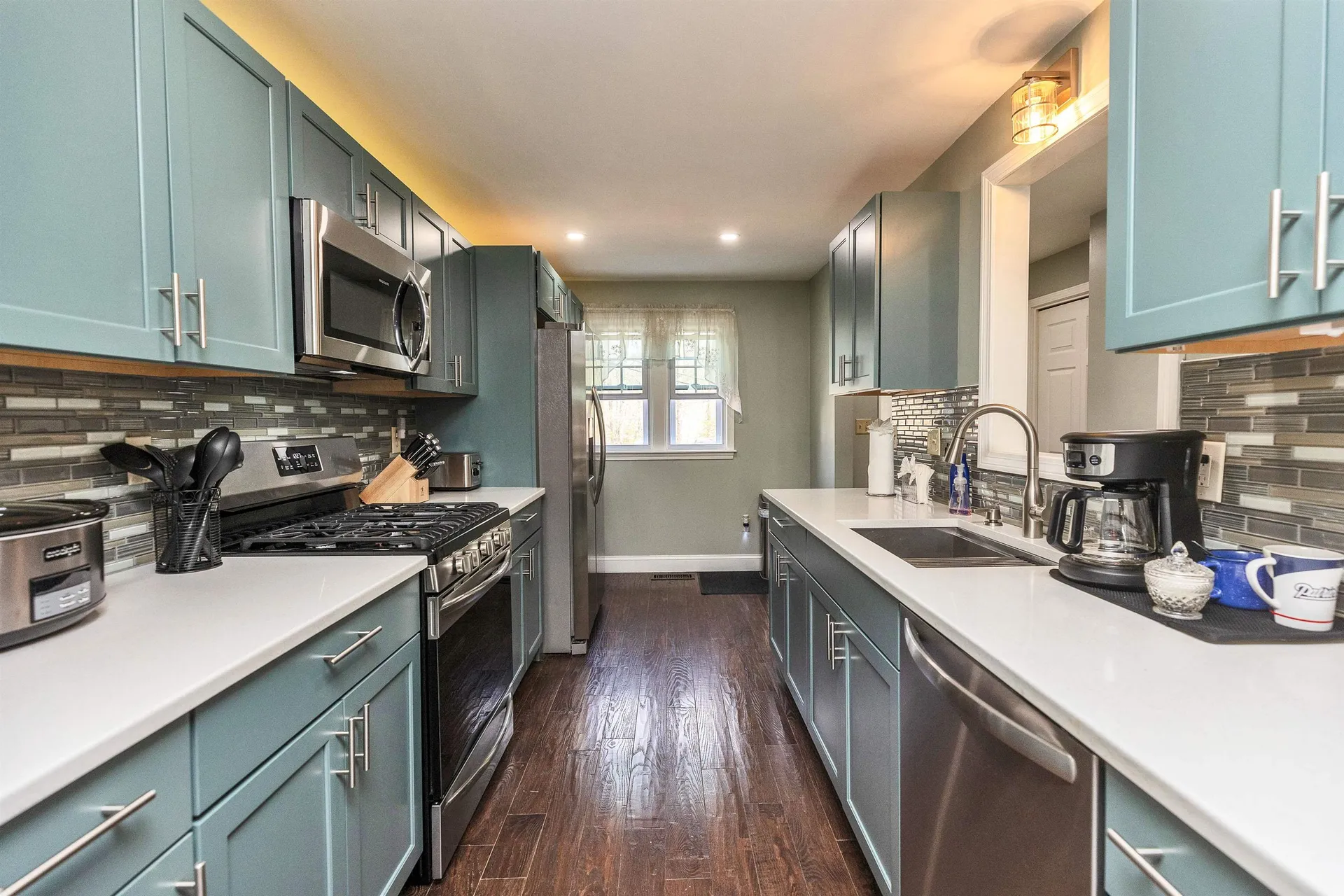 136 Fox Hollow Way Manchester NH 03104