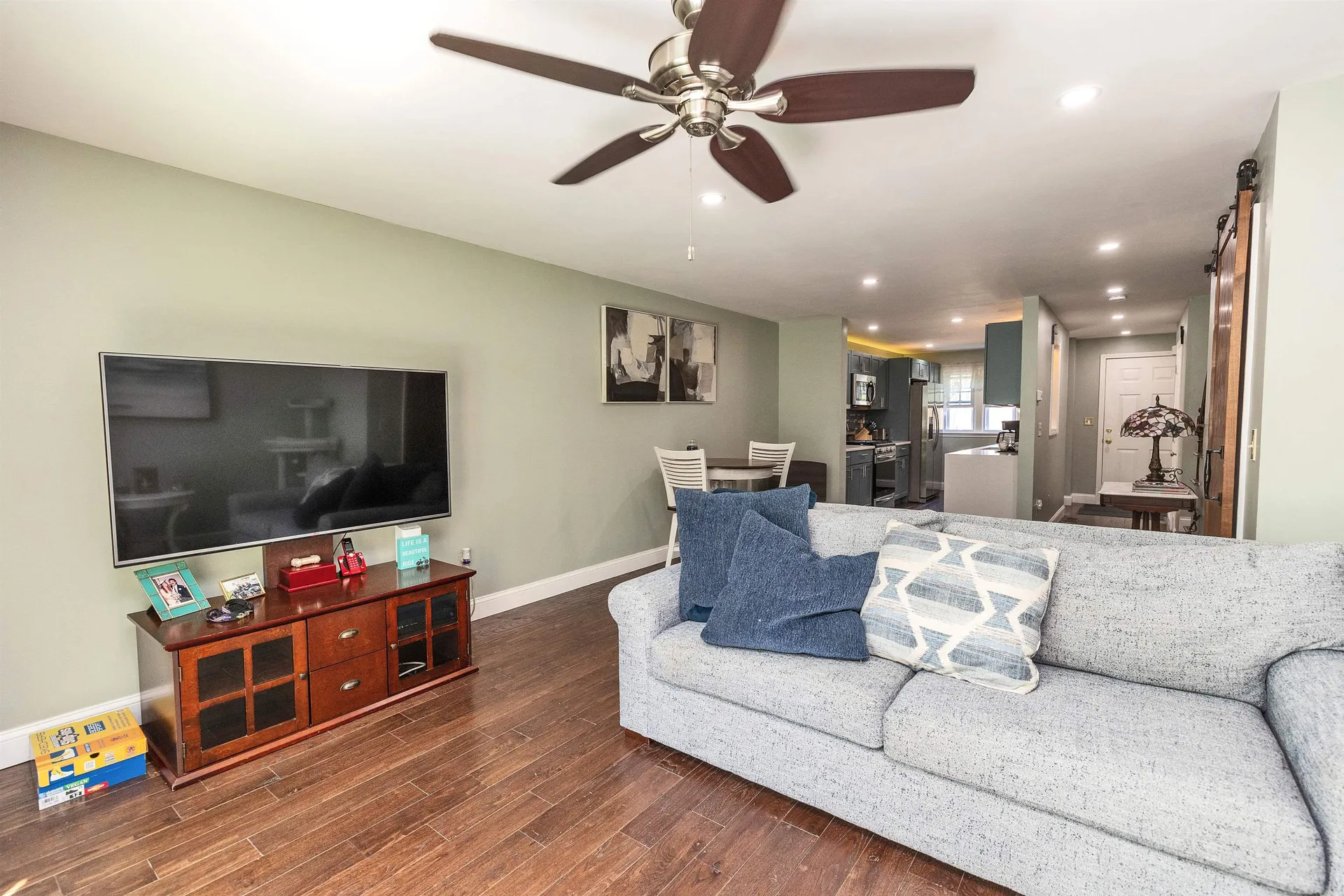 136 Fox Hollow Way Manchester NH 03104