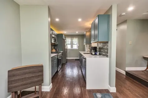 136 Fox Hollow Way Manchester NH 03104