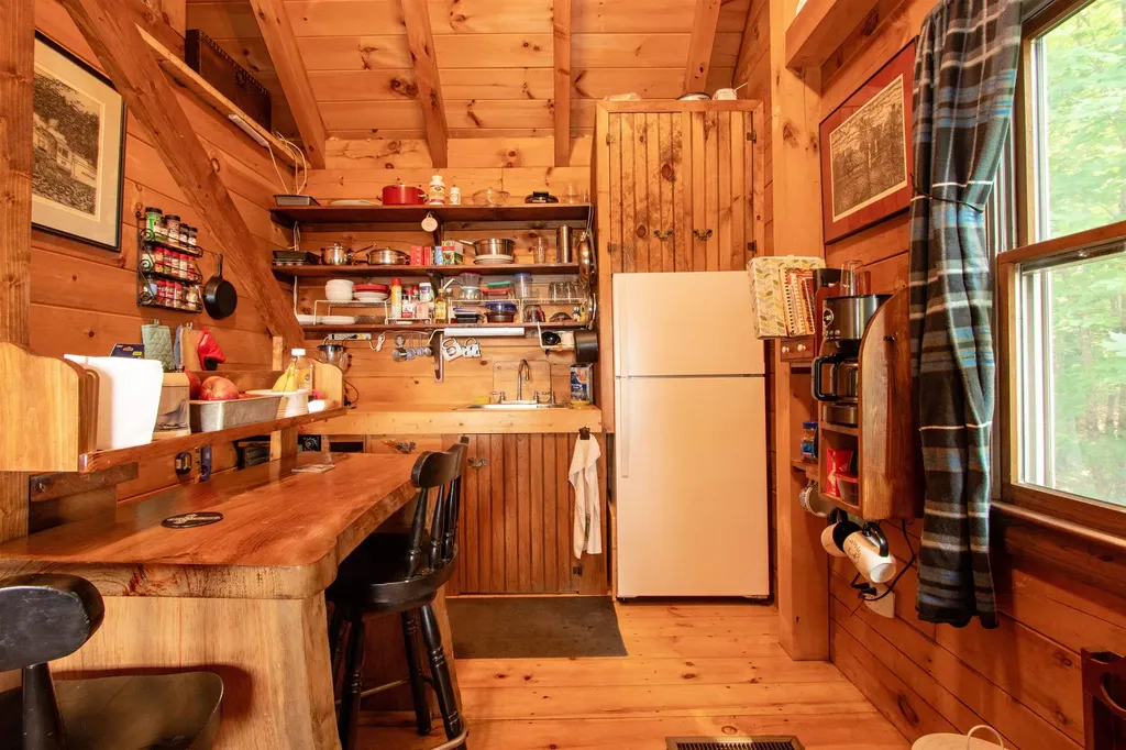 1201 Shadow Lake Road Waterford VT 05819