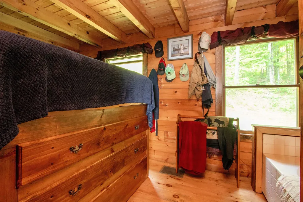 1201 Shadow Lake Road Waterford VT 05819