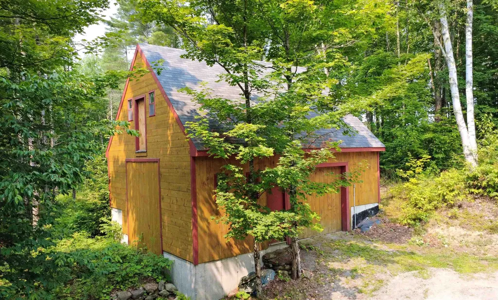 1201 Shadow Lake Road Waterford VT 05819