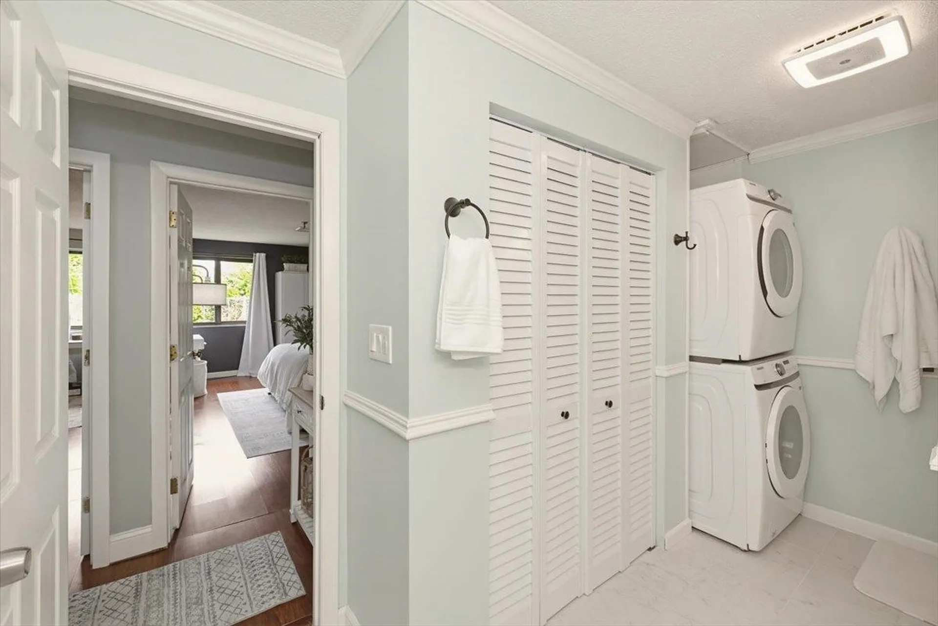 525 Abbott Farm Lane Hudson NH 03051