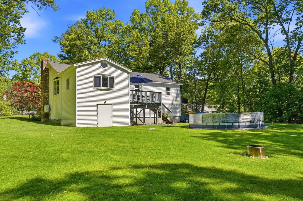 5 Dattilo Road Derry NH 03038
