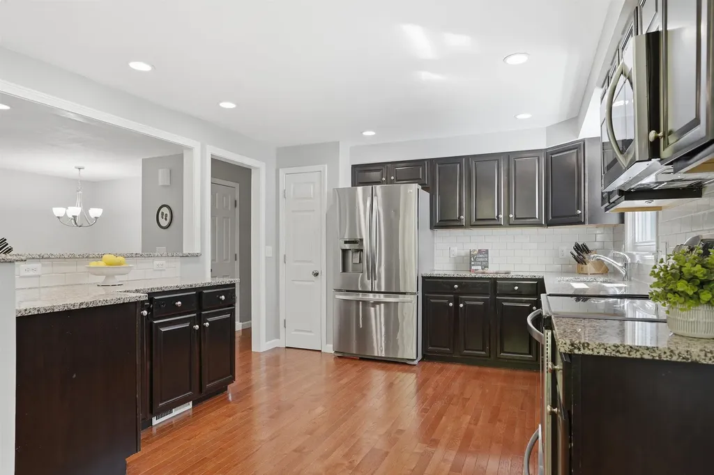 5 Dattilo Road Derry NH 03038