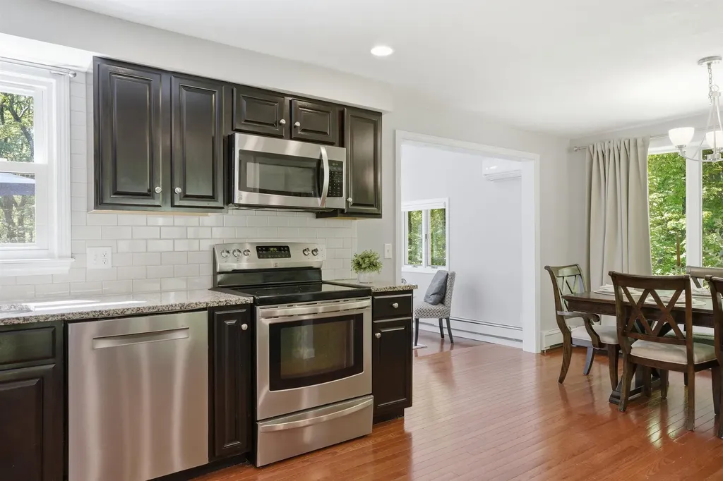 5 Dattilo Road Derry NH 03038