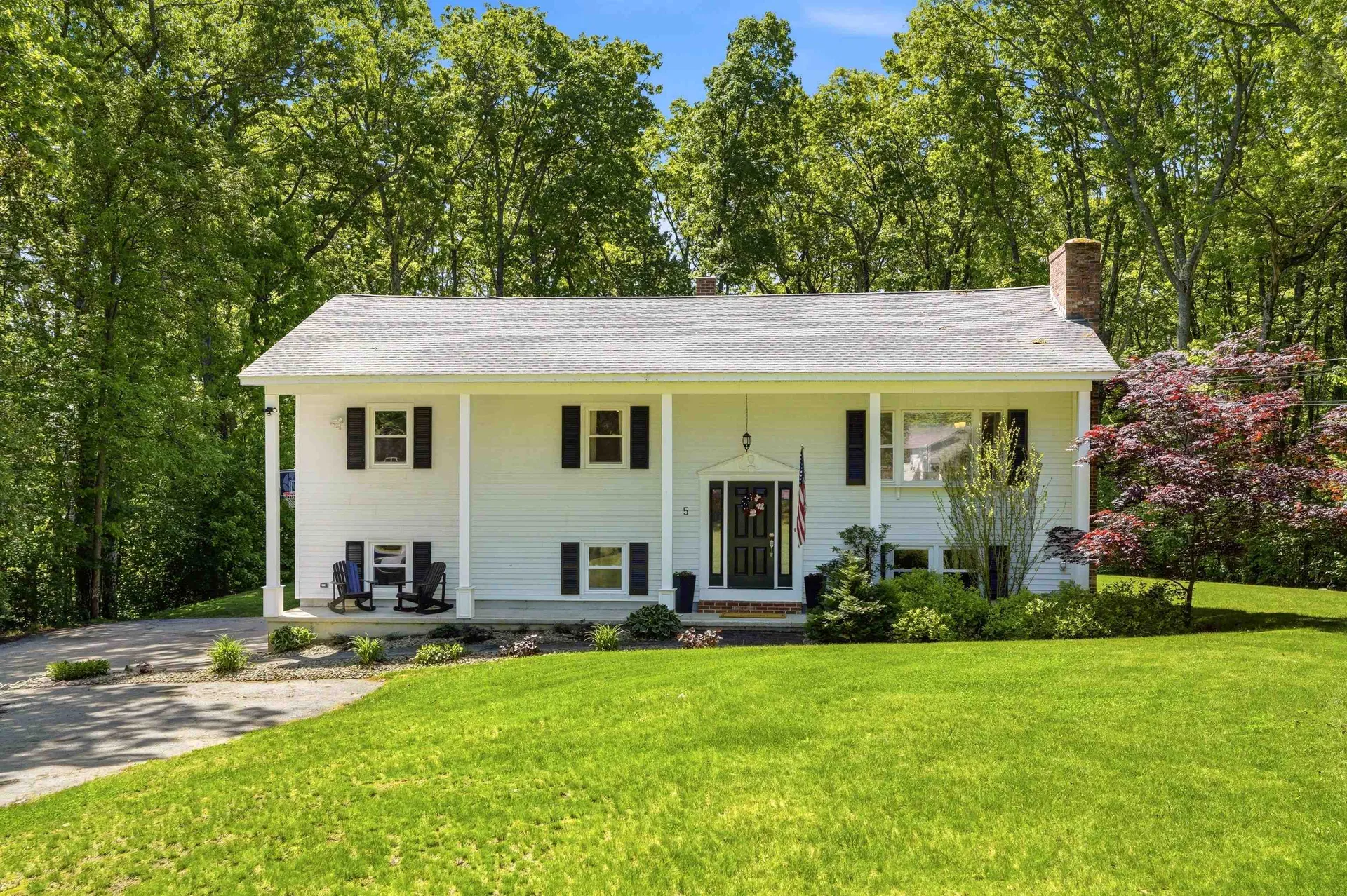 5 Dattilo Road Derry NH 03038