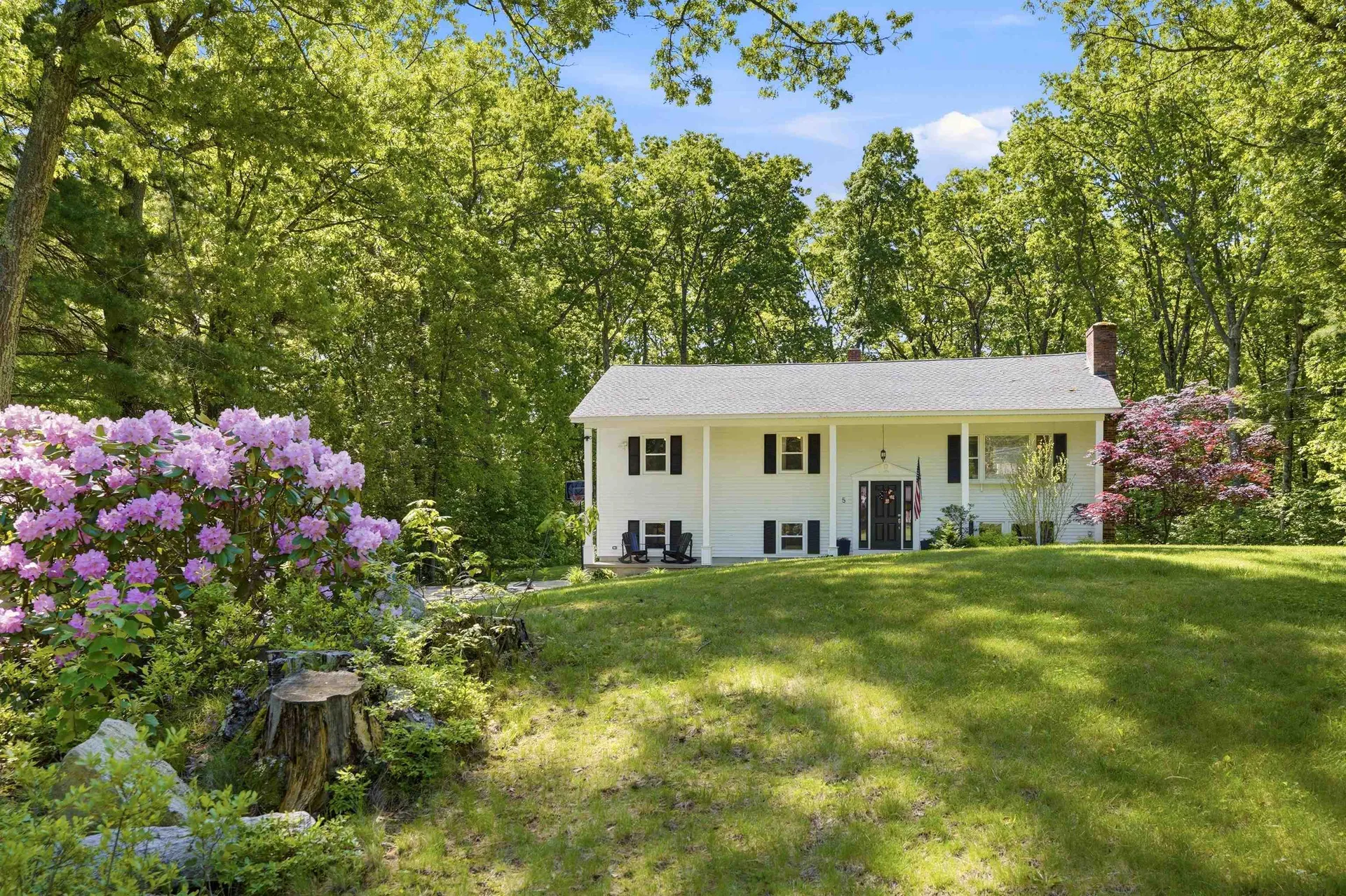 5 Dattilo Road Derry NH 03038
