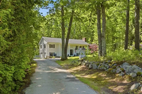 5 Dattilo Road Derry NH 03038